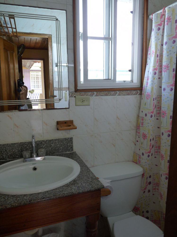 Hotel Posada Isla Chica Bocas del Toro Экстерьер фото