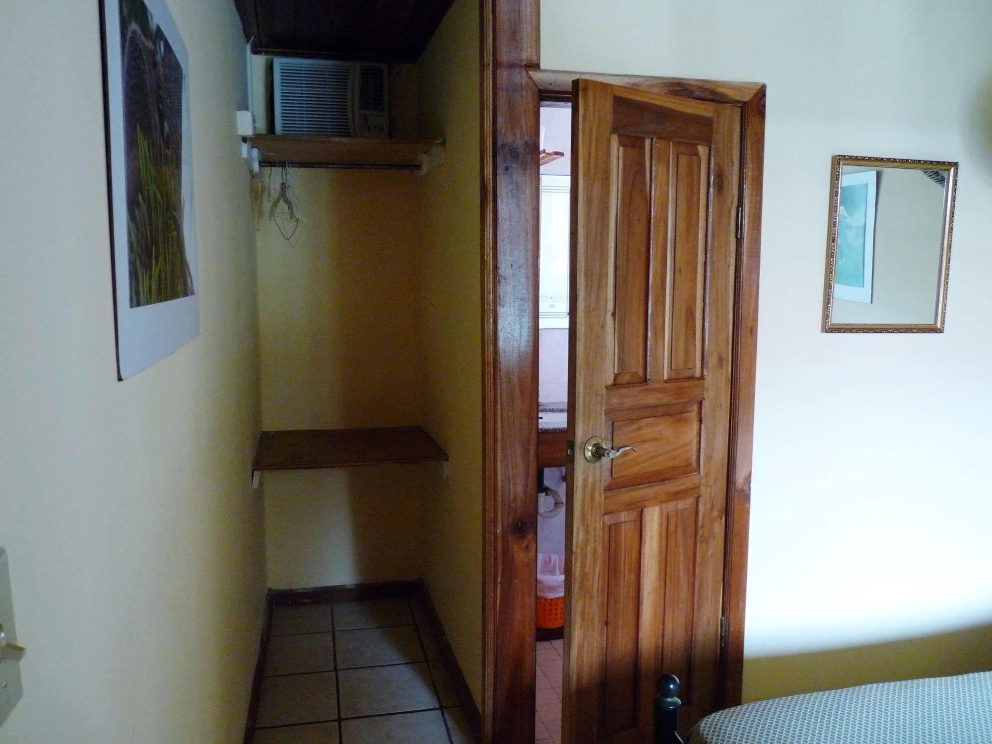 Hotel Posada Isla Chica Bocas del Toro Экстерьер фото