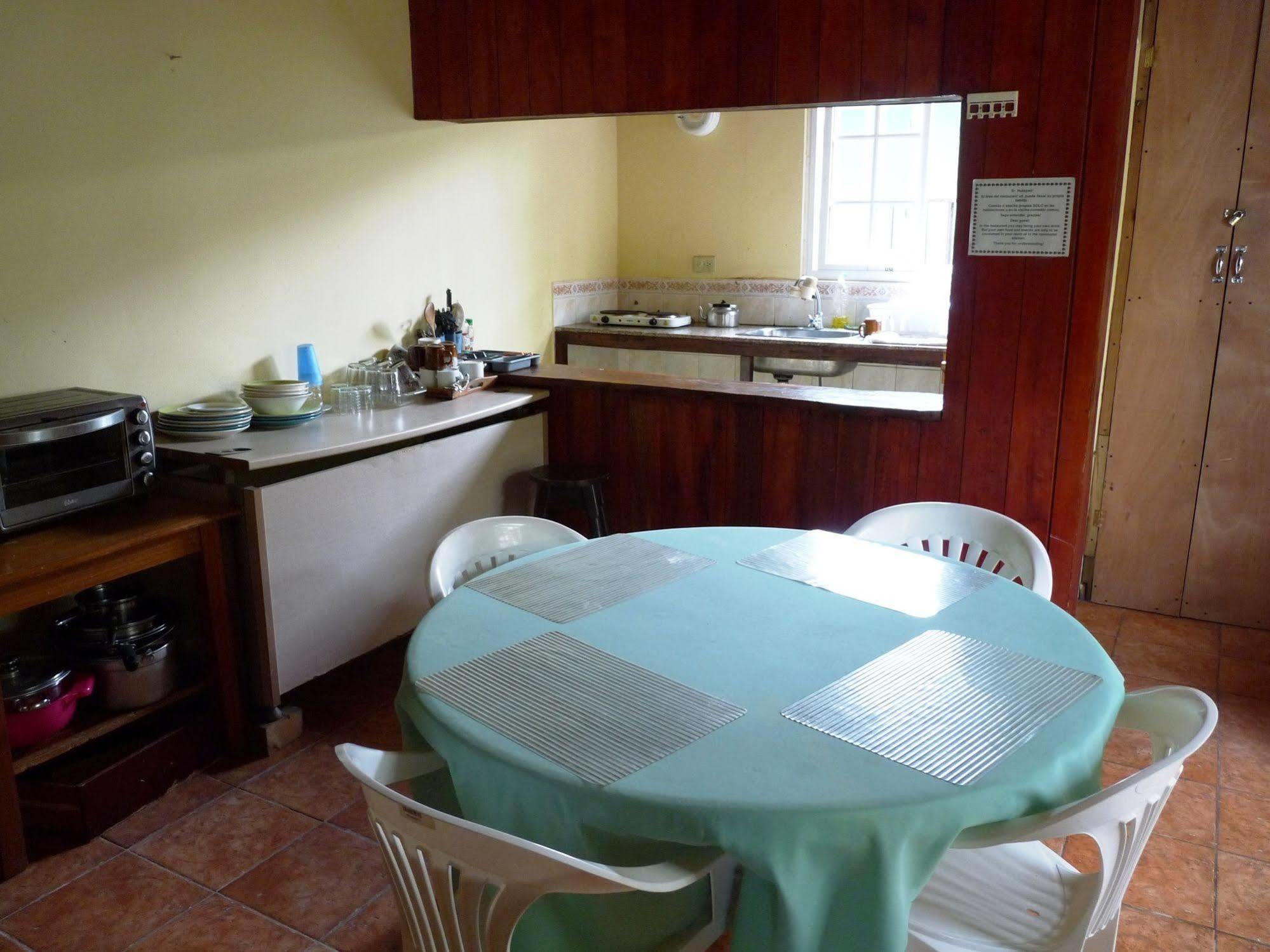 Hotel Posada Isla Chica Bocas del Toro Экстерьер фото